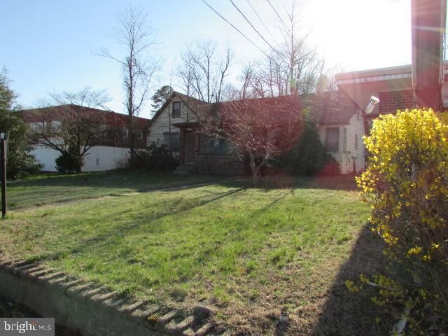 3542 S Delsea Dr, Vineland, NJ 08360